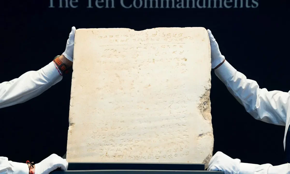 Ten Commandments tablet