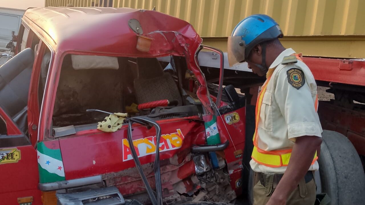 Lagos-Ibadan Expressway accident scene
