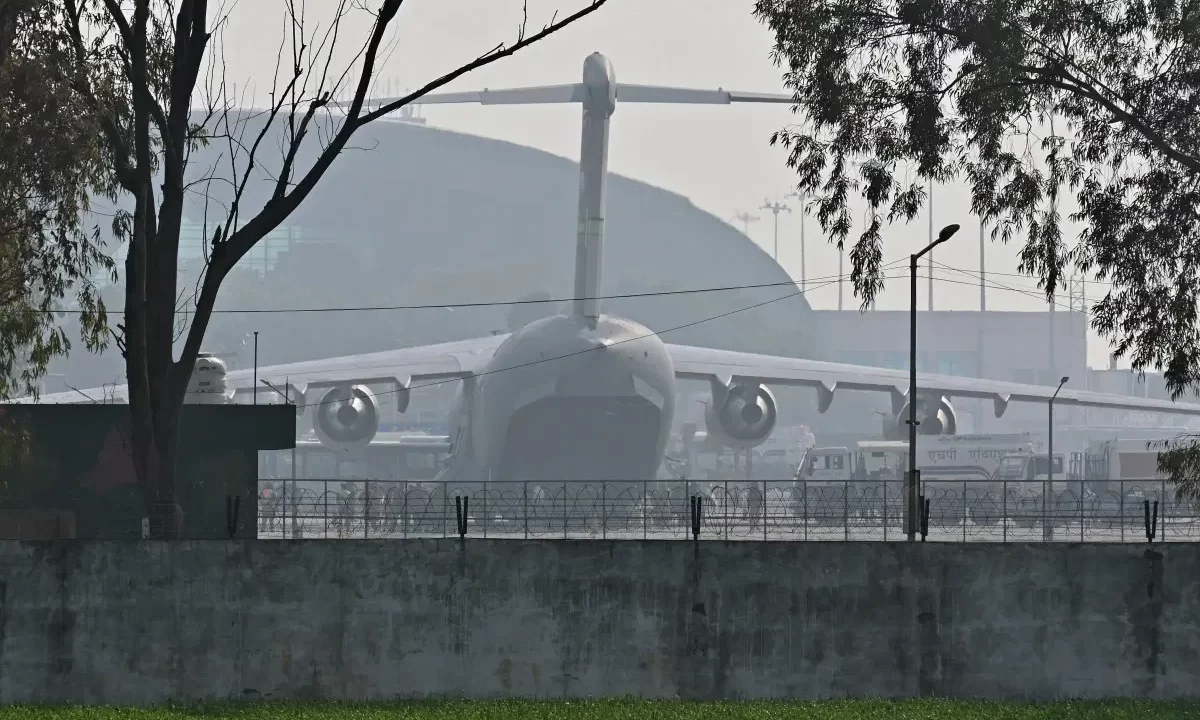 US Air Force deportation flight at Juan Santamaria International Airport