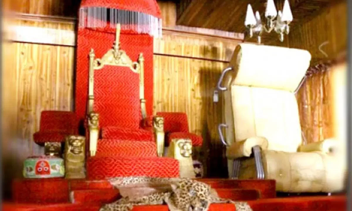 Sacred Stool of Olu of Warri